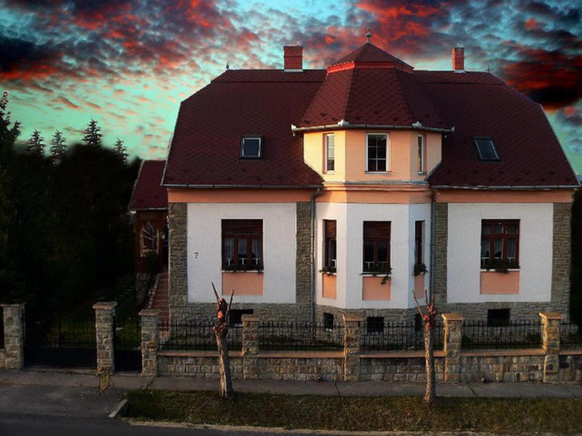 Hotel Illes Vendeghaz Keszthely Exteriér fotografie
