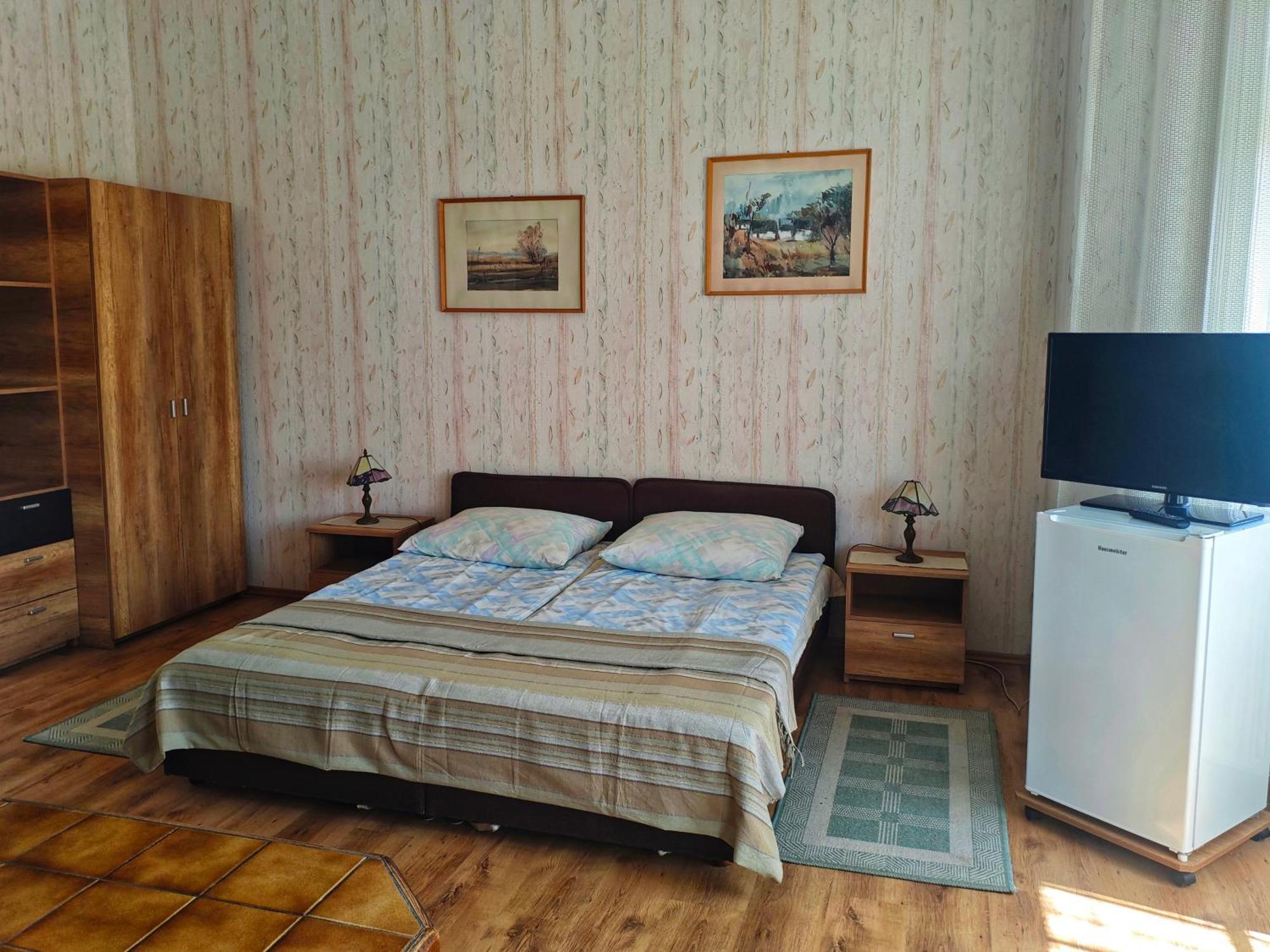 Hotel Illes Vendeghaz Keszthely Exteriér fotografie