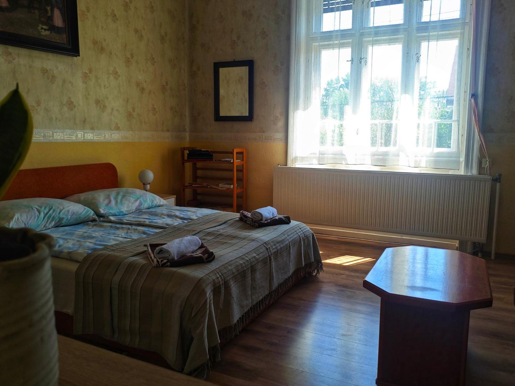 Hotel Illes Vendeghaz Keszthely Exteriér fotografie