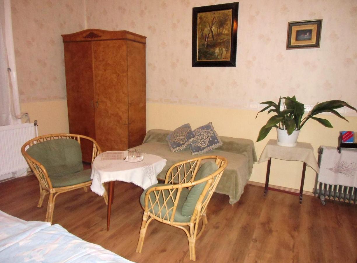Hotel Illes Vendeghaz Keszthely Exteriér fotografie